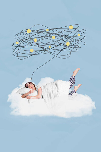 Imagen Vertical Collage Joven Alegre Chica Pijamada Acostado Cubierta Manta — Foto de Stock