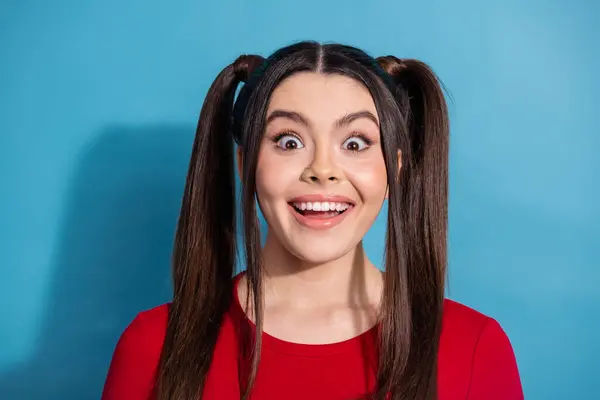 Sourire enthousiaste images libres de droit, photos de Sourire enthousiaste | DepositPhotos