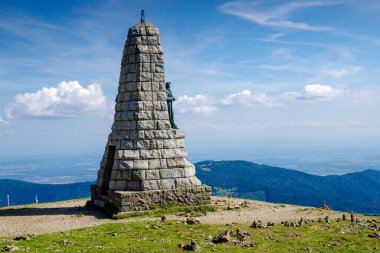 Grand Ballon, Vosges Dağları 'nın en yüksek zirvesi.
