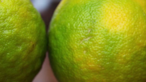 绿色橘子水果的特写镜头 — 图库视频影像