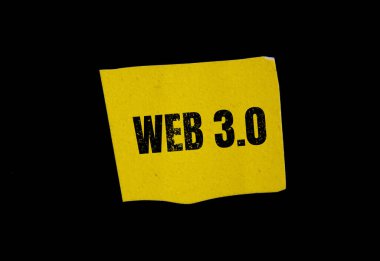 Web 3.0 kelimesi kağıda yazılmış. Web 3.0 konsept arka planı.