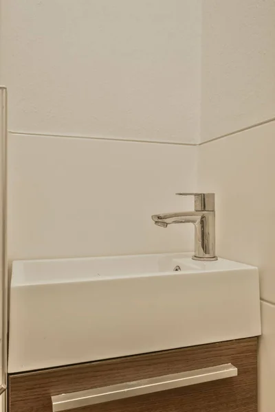 White Sink Bathroom Wood Paneling Wall Mirror Light Fixture — Photo