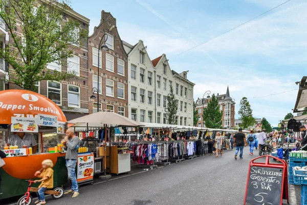 Ámsterdam Países Bajos Abril 2021 Mercado Aire Libre Con Gente — Foto de Stock