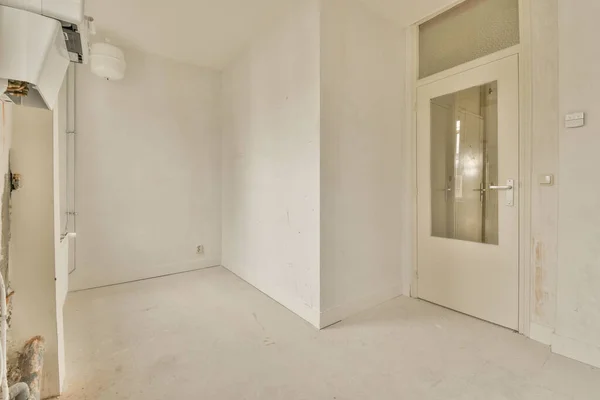 Una Habitación Vacía Con Paredes Blancas Ninguna Persona Habitación Parte — Foto de Stock
