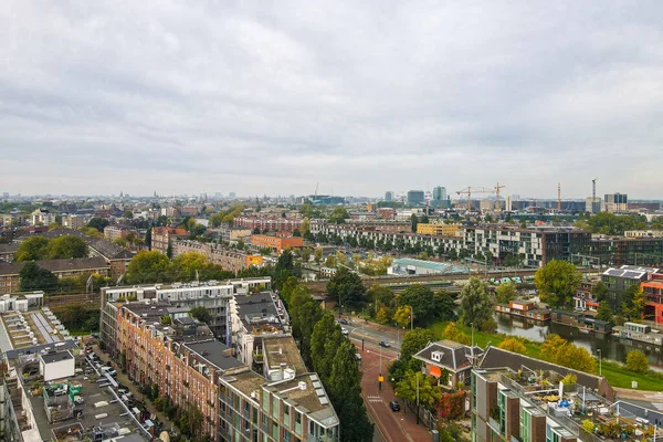 Amsterdam Vom Dach Eines Mehrfamilienhauses Der Innenstadt Mit Vielen Häusern — Stockfoto