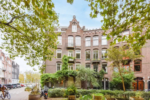 Amsterdam April 2021 Een Appartement Nederland Met Veel Planten Bomen — Stockfoto