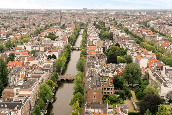 Widok Lotu Ptaka Niektóre Budynki Kanały Centrum Amsterdamu Przez Które — Zdjęcie stockowe