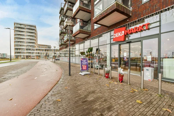 Амстердам Нідерланди Квітня 2021 Року Зовні Будівлі Червоним Знаком Боці — стокове фото