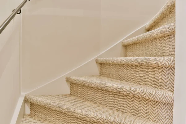 베이지 계단들 — 스톡 사진