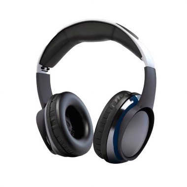 Kablosuz kulaklıklar beyaz arkaplanda izole edildi