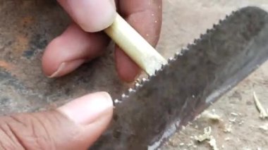 Kaligrafi için keskinleştirme çubuğu kalem
