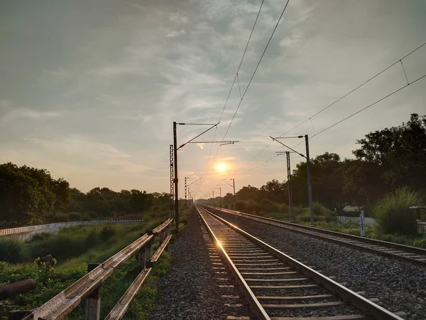 Північна Територія Індійська Залізниця Схід Сонця — стокове фото
