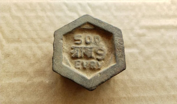 Eski Bir Antika 500 Gram Ağırlığında Ölçüm Kavramı — Stok fotoğraf