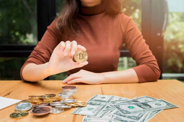 Golden Bitcoin Cryptocurrency Hand Businesswoman New Virtual Money Concept — Stock Photo, Image
