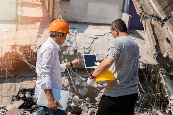 Supervisor Control Demolición Capataz Discutiendo Sobre Demoler Edificio — Foto de Stock