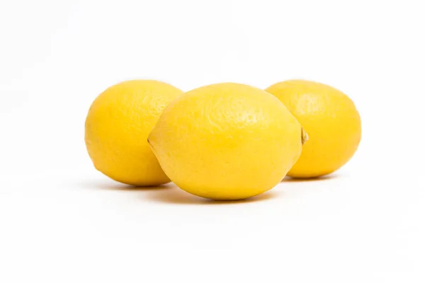 Färska Gula Citroner Isolerade Vit Bakgrund — Stockfoto