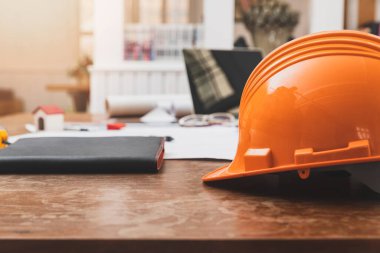 Miğferini falan kapat. mimari masa, mimari konsept.