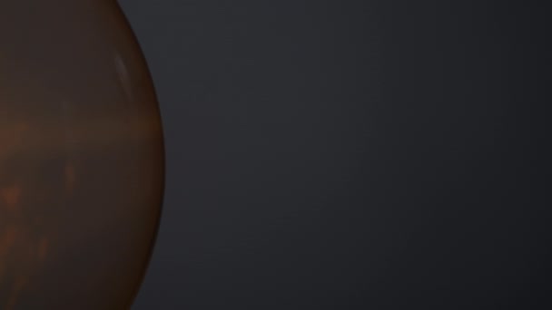 Спіральна Лампа Розжарювання Вольфраму Дроті Чорному Тлі Доллі Стріляв Крупним — стокове відео