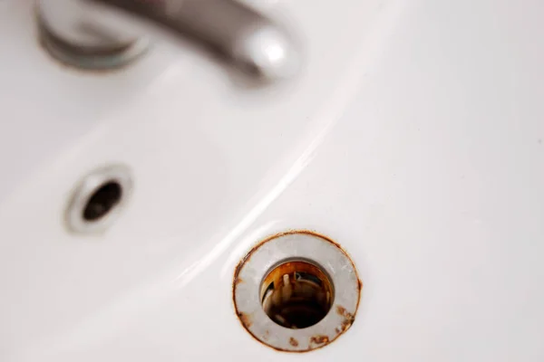 Dirty Rusty Washbasin Close View Metal Drain Hole Red Rust — Stock Photo, Image