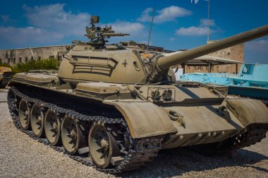 Latrun Müzesi, İsrail 'deki eski askeri zırhlı araçlar.