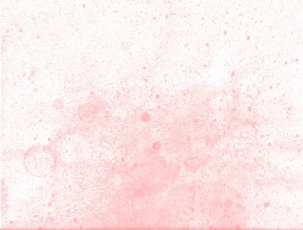 Su sıçramaları ve damlalardan oluşan narin pembe şeftali arka planı. Karmaşık damlalar