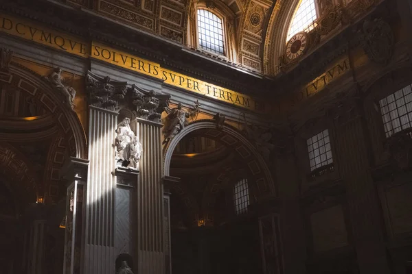 Dramatic Natural Light Shadow Extravagant Interior Saint Peter Basilica Home — Stock Photo, Image