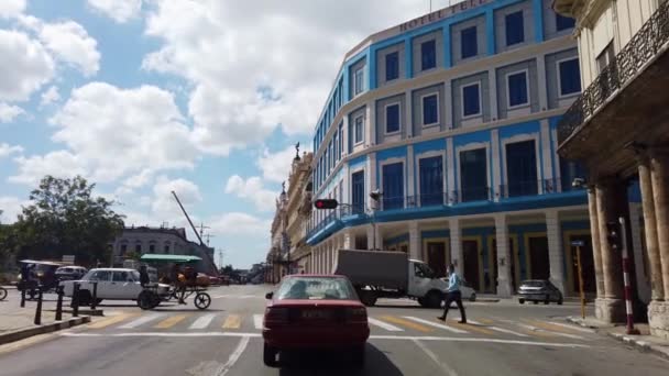 Pov Car Stopped Intersections Axel Hotel Telegrafo Front Old Havana — 图库视频影像