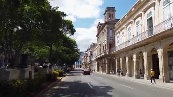 Samochód Pov Jadący Ulicą Przejeżdżający Przez Palacio Los Matrimonios Paseo — Wideo stockowe