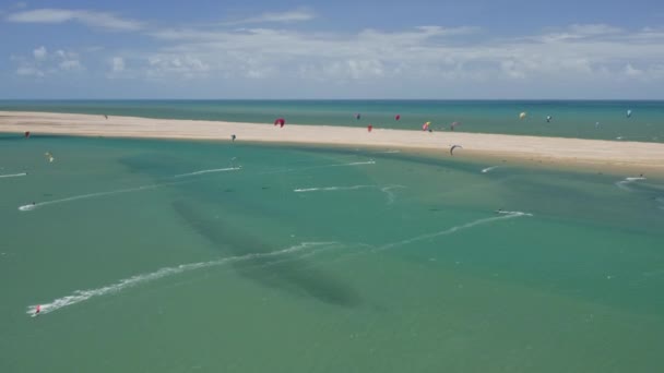 Kite Surfers Sail Play Windy Ilha Guajiru Seacoast Αεροφωτογραφία — Αρχείο Βίντεο