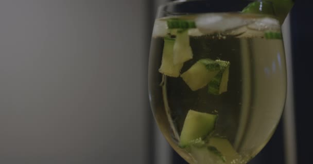 Extreme Close Shot Cucumber Chunks Glass Sangria Slow Motion — Stock Video