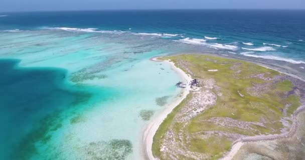 Kitcamp Turn Turquoise Zee Caribbean Sea Sardina Island — Stockvideo