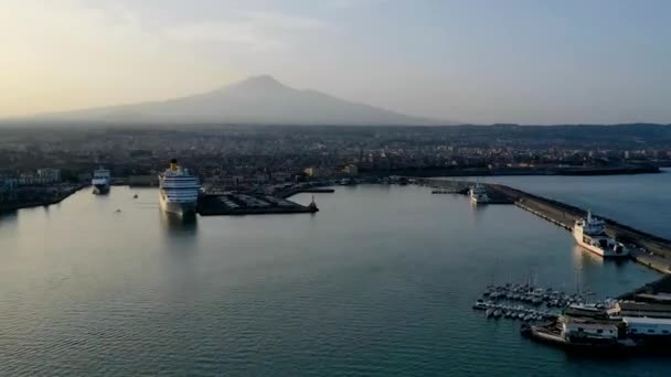 Günbatımındaki Norveç Limanının Zaman Kaynağı Güzel Hava Manzarası — Stok video