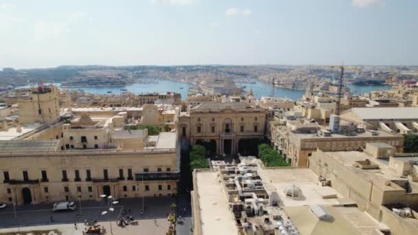 Vista Aérea Para Grand Harbour Sobre Praça República Valletta — Vídeo de Stock