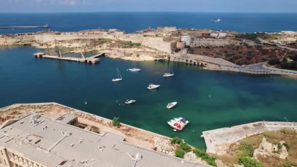 Vista Aérea Barcos Bahía Valeta Malta — Vídeos de Stock