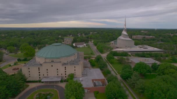 Centro Montagem Templo Independência Missouri Com Igreja Cristo Comunidade Cristo — Vídeo de Stock