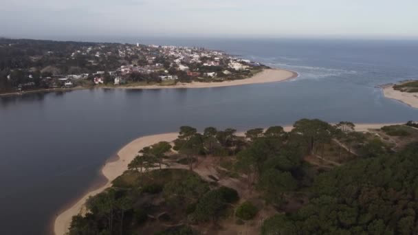 Widok Lotu Ptaka Ujście Rzeki Arroyo Maldonado Brzegi Rzek Urugwaju — Wideo stockowe