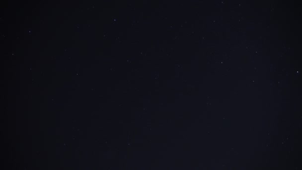Céu Negro Escuro Noite Timelapse Das Estrelas Que Movem Através — Vídeo de Stock