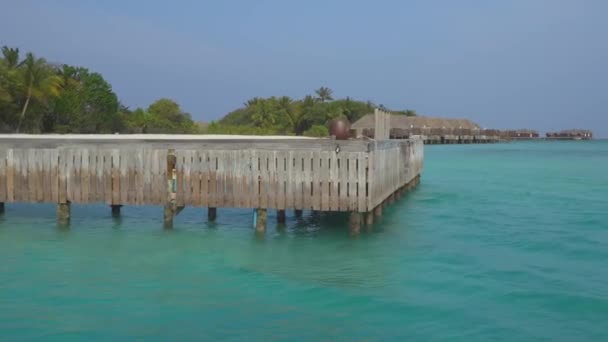 Doca Maldivas Resort Com Bangalôs Submarinos Fundo — Vídeo de Stock
