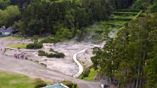 Promenade Travers Les Sources Thermales Chaudes Fumantes Furnas Açores Antenne — Video