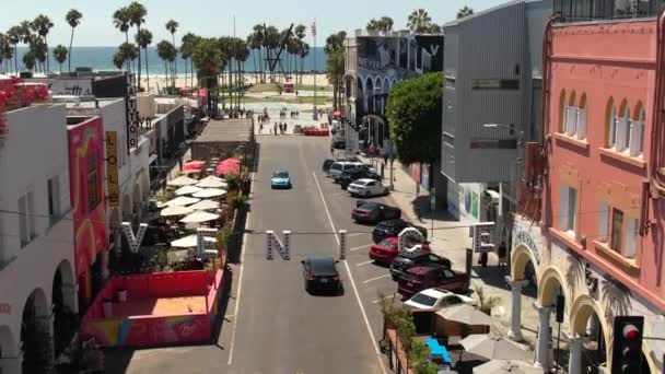 威尼斯海滩 加利福尼亚 太平洋近岸一带著名悬挂地标及向风大道的空中景观 — 图库视频影像