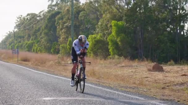 Close Elite Athlete Cyclist Racing Bike Rural Countryside Road — стокове відео