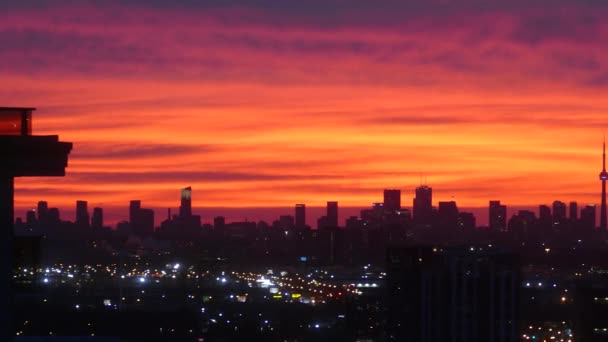 Vivid Purple Orange Sunset Toronto Ontario Displaying Space Needle Cityscape — Stock Video