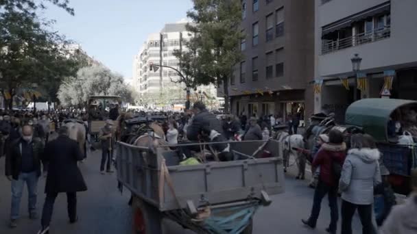 Ulice Wypełnione Zatłoczonymi Ludźmi Podczas Uroczystości Antoniego Opata Walencji Hiszpanii — Wideo stockowe