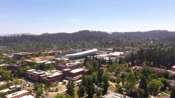 Universität Von Oregon Eugene Drohnen Blick Auf Campus Und Hayward — Stockvideo