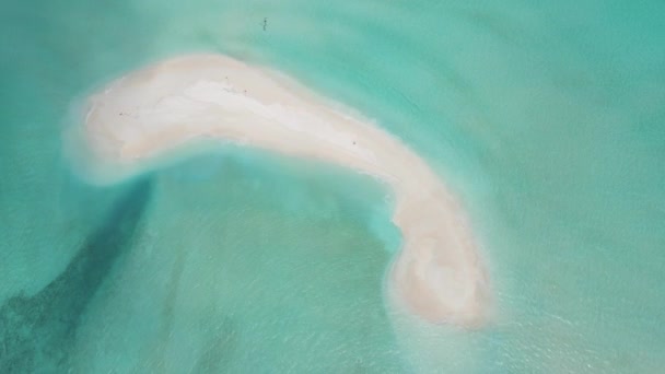 Beautiful Sandbank Maldives Turquoise Shallow Water Calm Indian Ocean Drone — Stock Video