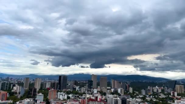 Timelapse Filmado Telhado Cidade México Durante Passagem Nuvens Tempestade Com — Vídeo de Stock