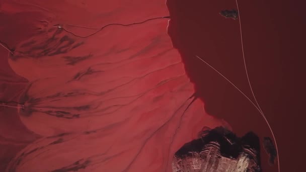 Вид Сверху Красную Грязь Возле Штаде Германия Красное Озеро Промышленными — стоковое видео