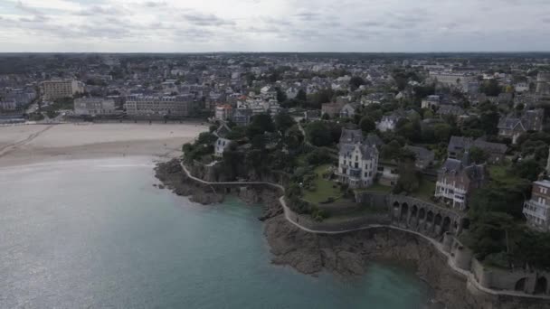 Plage Cluse Nebo Ecluse Pláž Městem Dinard Pobřeží Brittany Francii — Stock video