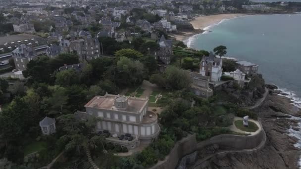 Avance Aérienne Dessus Littoral Dinard Bretagne France — Video