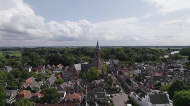 Luftaufnahme Über Der Protestantischen Kirche Loenen Aan Vecht Aussichtsturm Dorf — Stockvideo